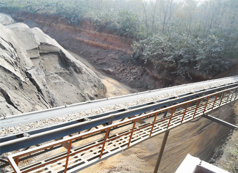 皮帶輸送機(jī)