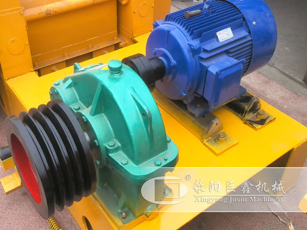 輥式制砂設備專用電機