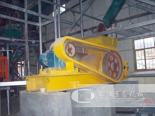 對輥破碎機(jī)